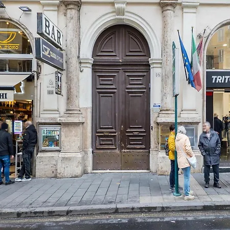 The Rent - One-bedroom Flat In Tritone Area Apartment