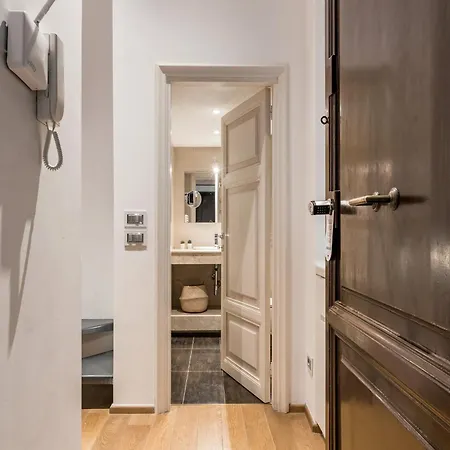 The Rent - One-bedroom Flat In Tritone Area Rome